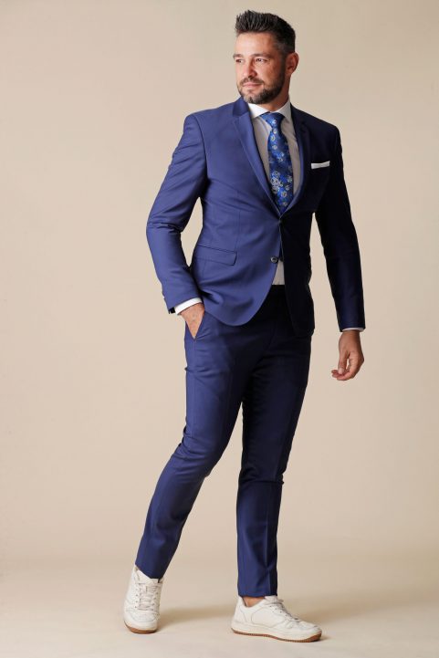 kostuum wol stretch € 229,90