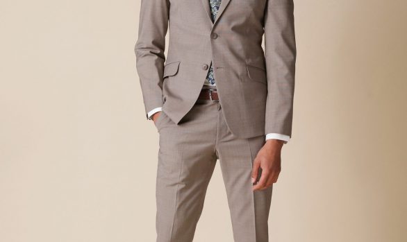 kostuum € 259,90