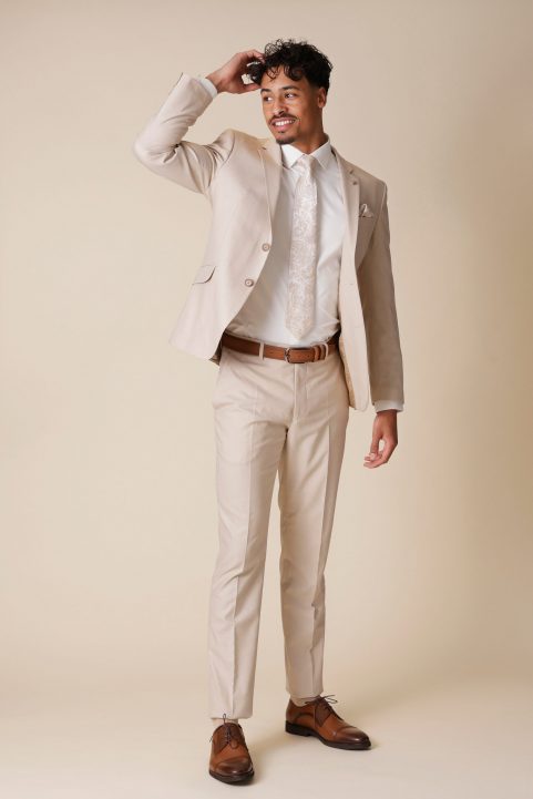 kostuum nu € 209,90