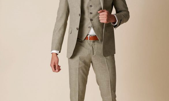 kostuum 3-delig € 239,90
