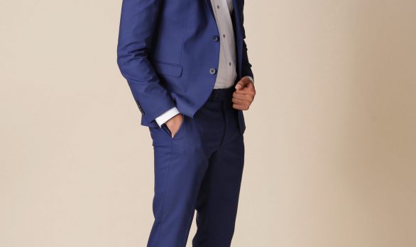kostuum € 199,90