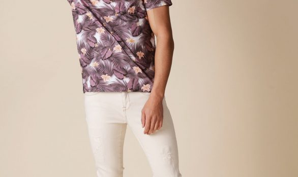 t-shirt € 29,99<br/>jeans € 79,95